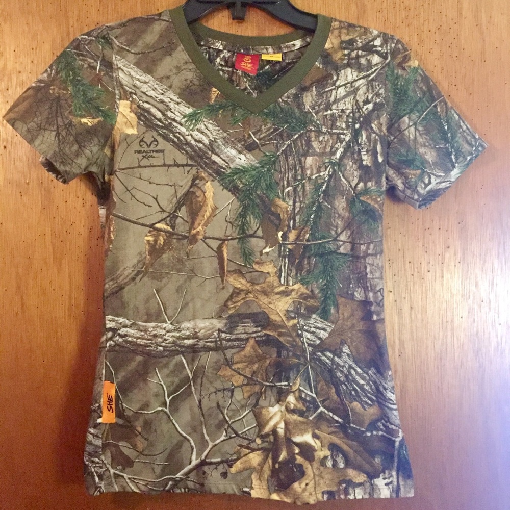 Cabela’s Camo V-neck